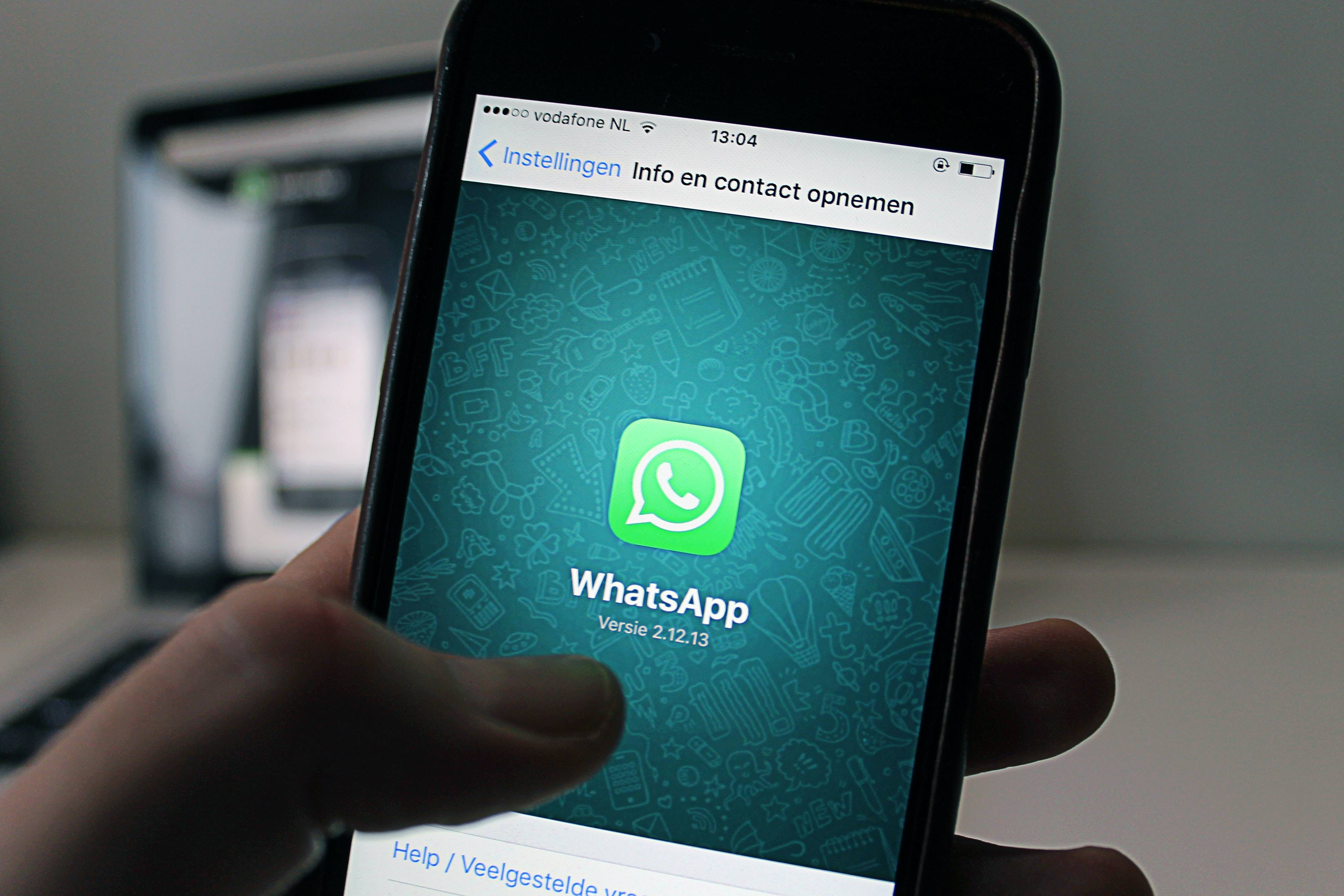 电脑whatsapp怎么加好友,whatsapp怎么在电脑上登录